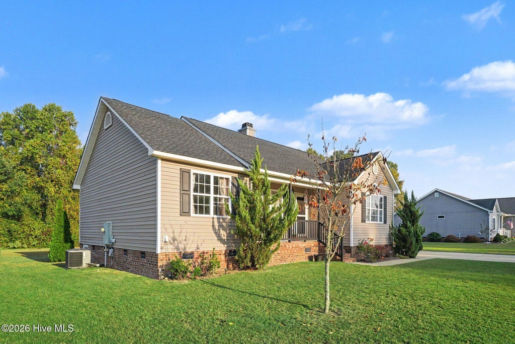 Photo of 80 Quince Court, Smithfield, NC 27577 (MLS # 100611586)