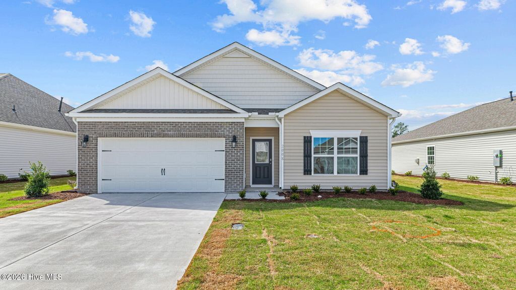 Photo of 1003 Minnette Circle, New Bern, NC 28562 (MLS # 100554056)