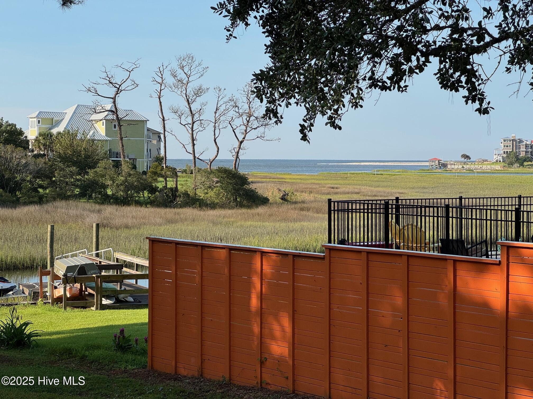 4309 Ocean Breeze Avenue SW