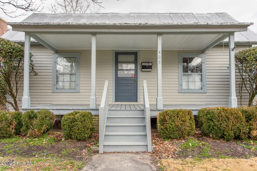 Photo of 405 Phillips Street, Edenton, NC 27932 (MLS # 100556052)