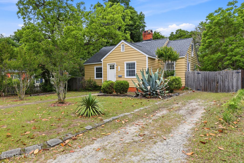Photo of 29 Madison Street, Wilmington, NC 28401 (MLS # 100575991)