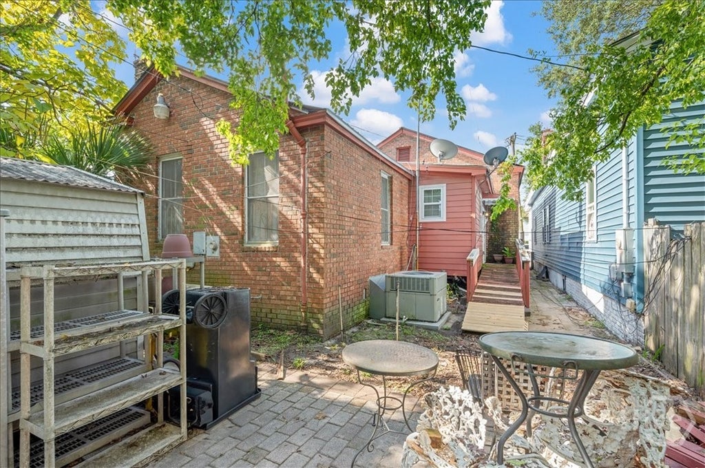 Photo of 420 W 42nd Street, Savannah, GA 31401 (MLS # SA365761)