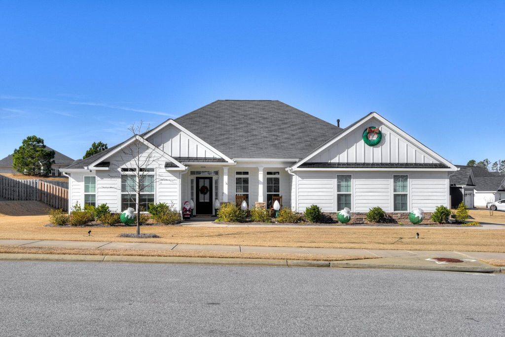 Photo of 730 Bancroft Drive, Grovetown, GA 30813 (MLS # 550411)