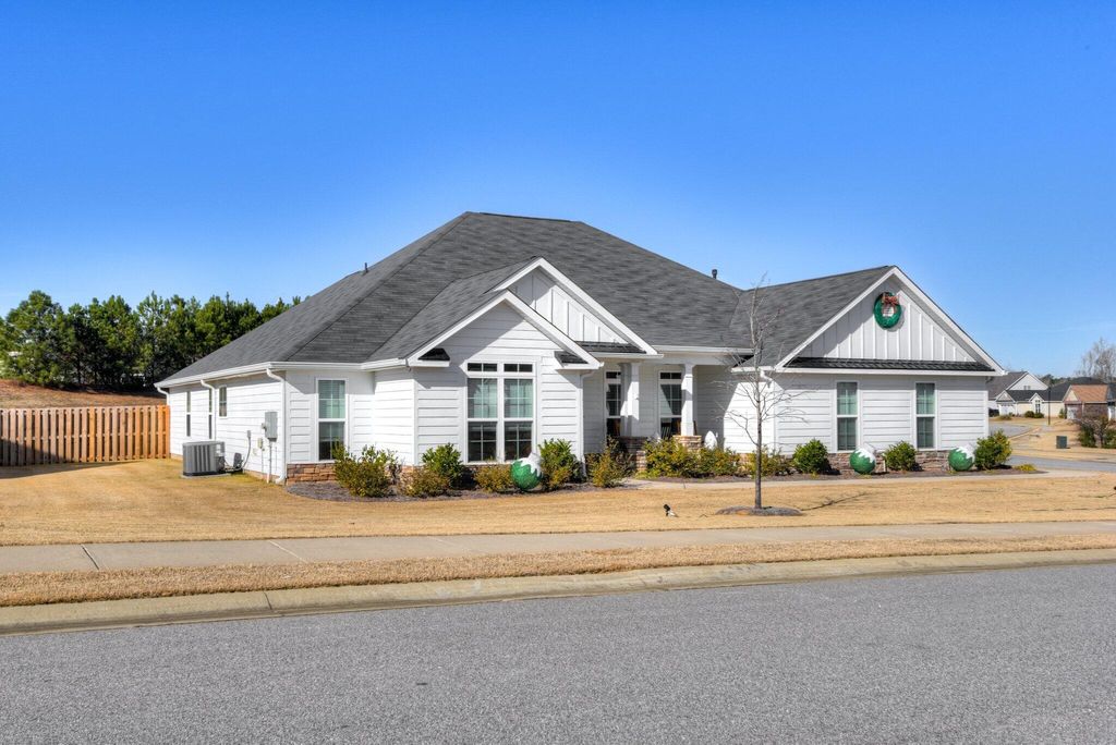 Photo of 730 Bancroft Drive, Grovetown, GA 30813 (MLS # 550411)