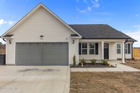 Photo of 522 Carolina Church Road, Saint Pauls, NC 28384 (MLS # 100548893)