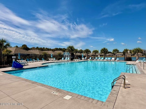 Tiny photo for 425 Edgewater Way, Surf City, NC 28445 (MLS # 100606306)