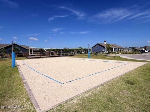 Tiny photo for 425 Edgewater Way, Surf City, NC 28445 (MLS # 100606306)