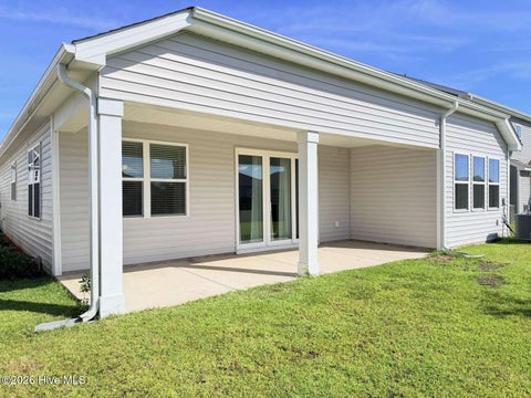 Tiny photo for 425 Edgewater Way, Surf City, NC 28445 (MLS # 100606306)