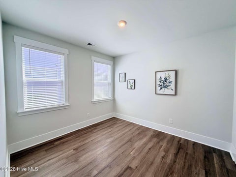 Tiny photo for 425 Edgewater Way, Surf City, NC 28445 (MLS # 100606306)