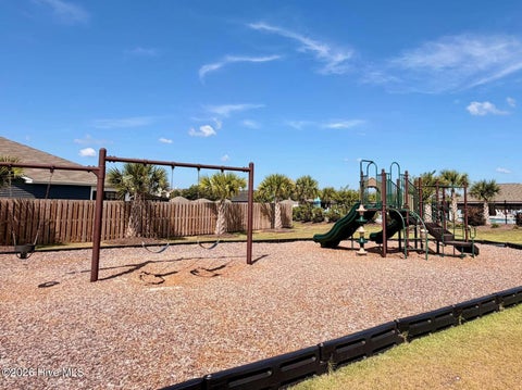 Tiny photo for 425 Edgewater Way, Surf City, NC 28445 (MLS # 100606306)