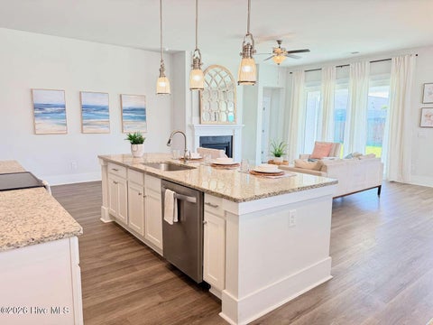 Tiny photo for 425 Edgewater Way, Surf City, NC 28445 (MLS # 100606306)