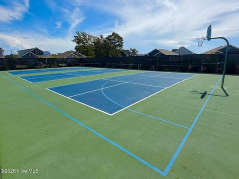 Tiny photo for 425 Edgewater Way, Surf City, NC 28445 (MLS # 100606306)
