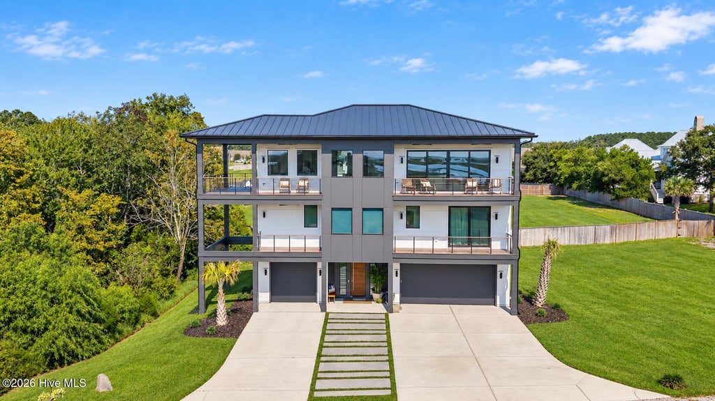 Photo of 83 Paris Pointe, Hampstead, NC 28443 (MLS # 100604190)