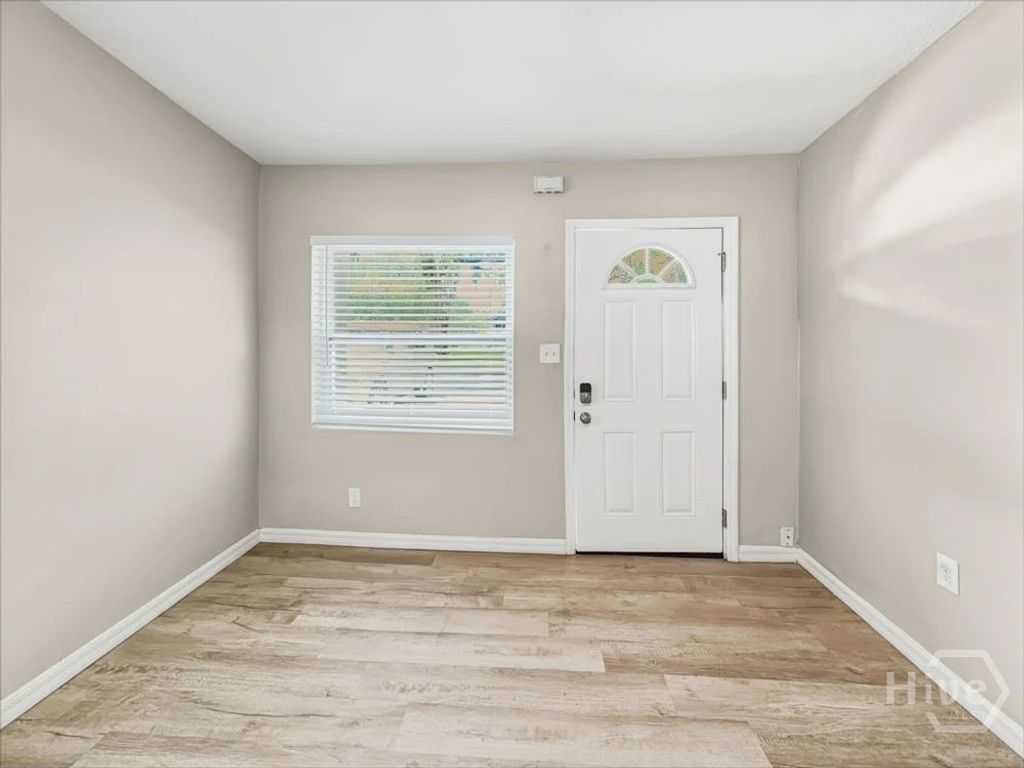 Photo of 904 citrus dr ST, Apopka, FL 32712 (MLS # SA357510)