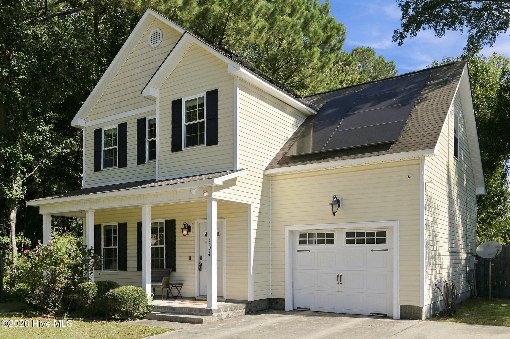 304 Raintree Circle
