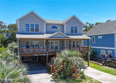 Homes For Sale - 316 SE 79th Street<br/> Oak Island, NC 28465