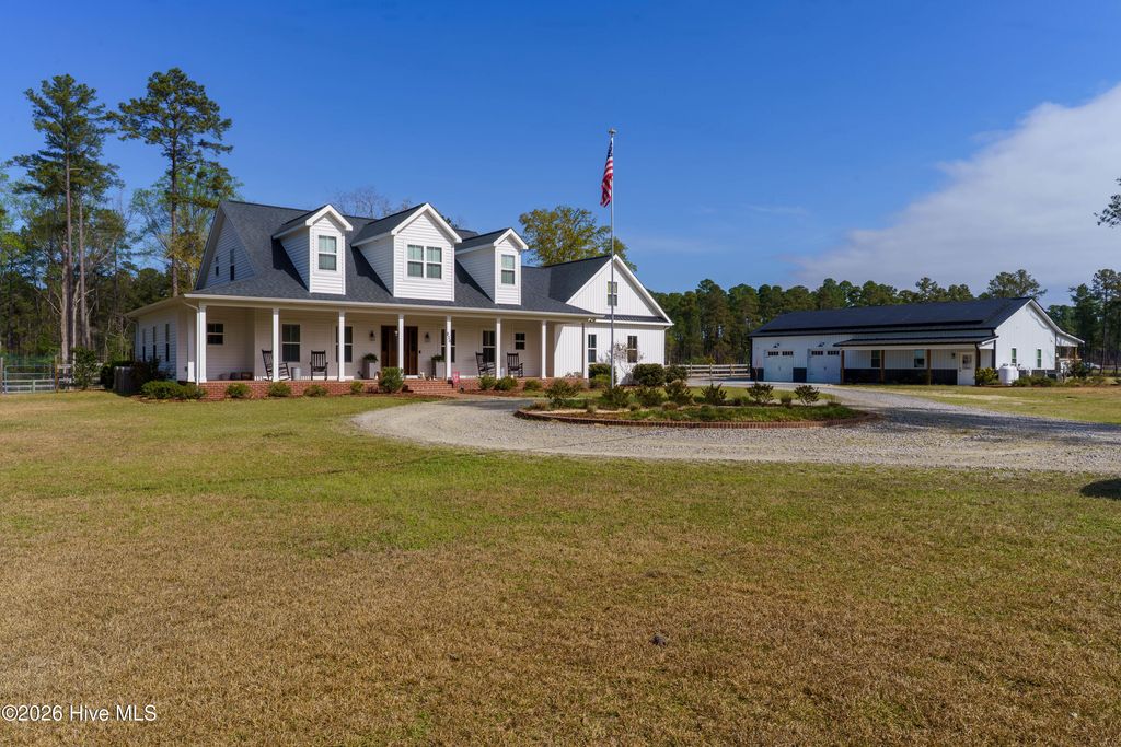 Photo of 826 Furr Road, Vass, NC 28394 (MLS # 100564288)