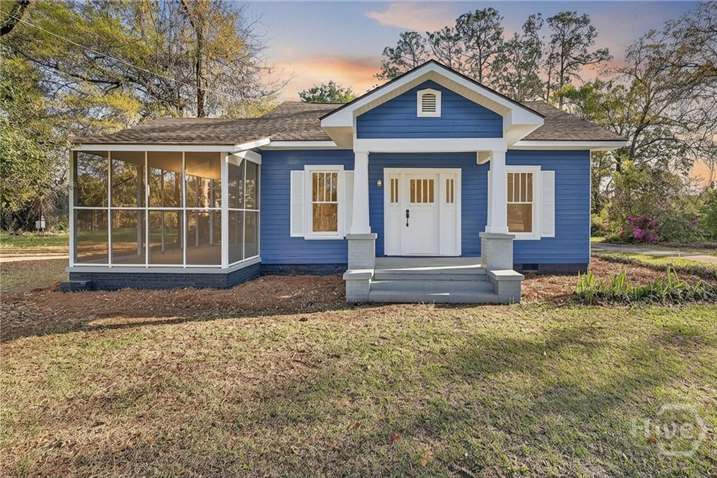 Photo of 104 E Burkhalter Street, Pembroke, GA 31321 (MLS # SA352419)