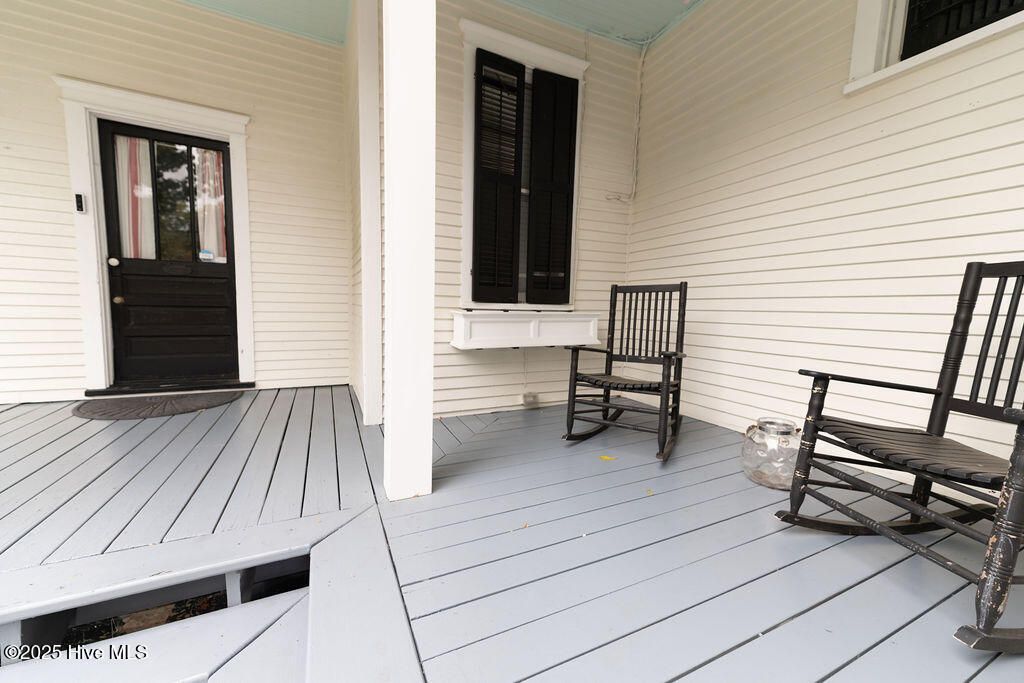 Photo of 301 N Granville Street, Edenton, NC 27932 (MLS # 100529398)