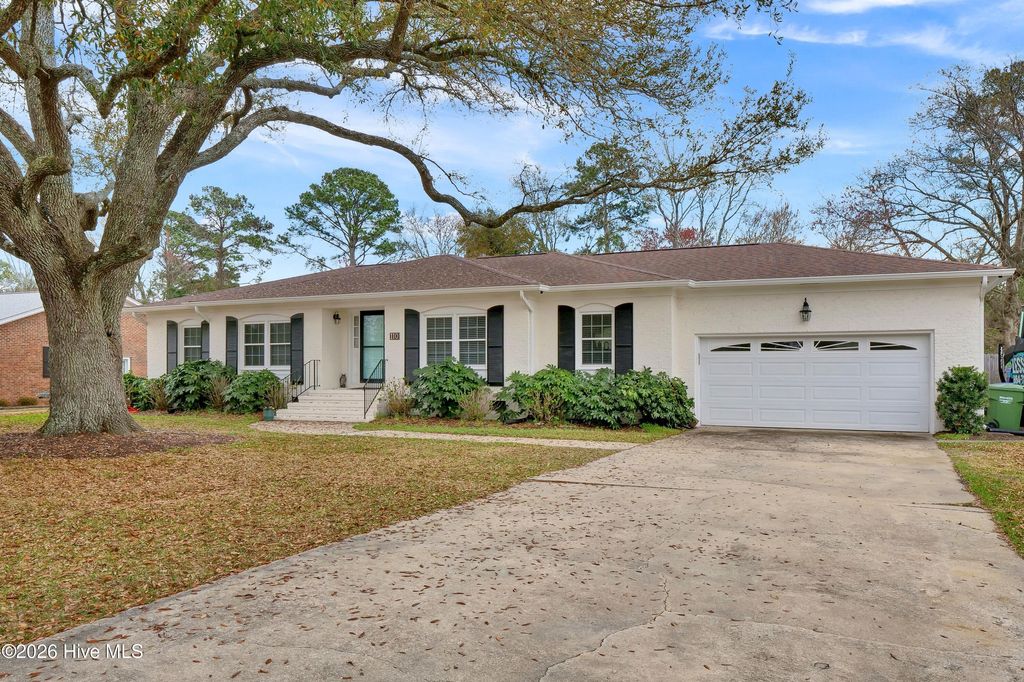 Photo of 110 Tanbridge Road, Wilmington, NC 28405 (MLS # 100557550)