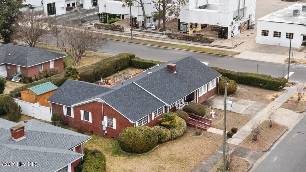 Photo of 1417 Queen Street, Wilmington, NC 28401 (MLS # 100554132)