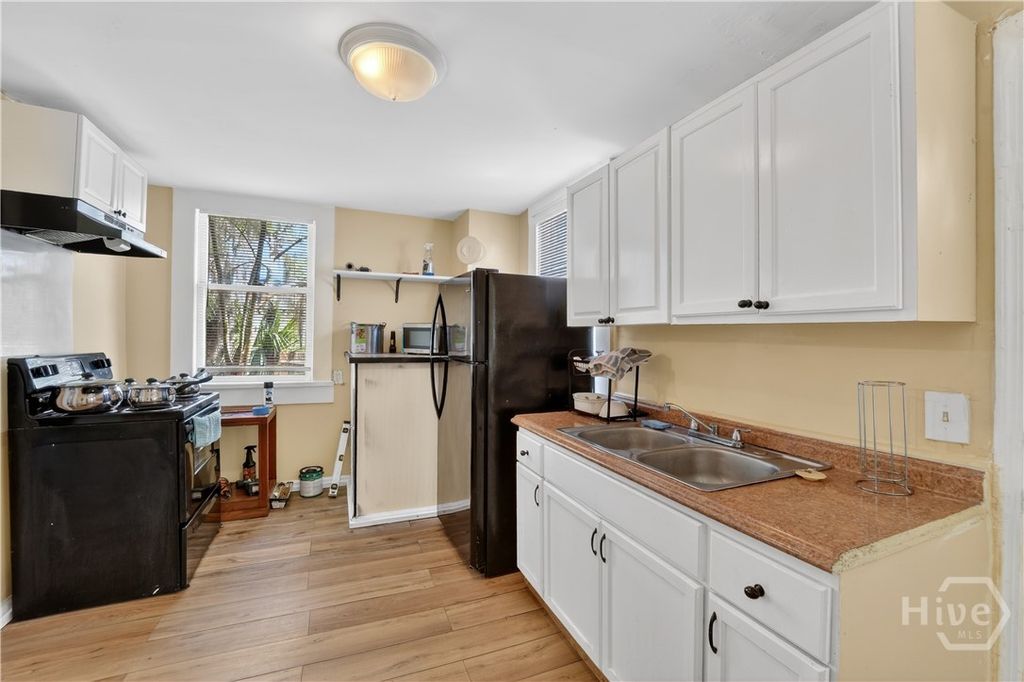 Photo of 901 W 52nd Street, Savannah, GA 31405 (MLS # SA353262)