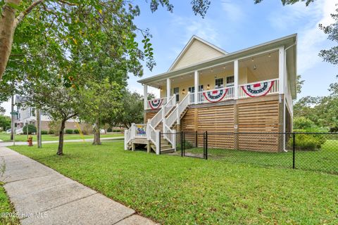 Homes For Sale - 497 Church Street<br/> Oriental, NC 28571