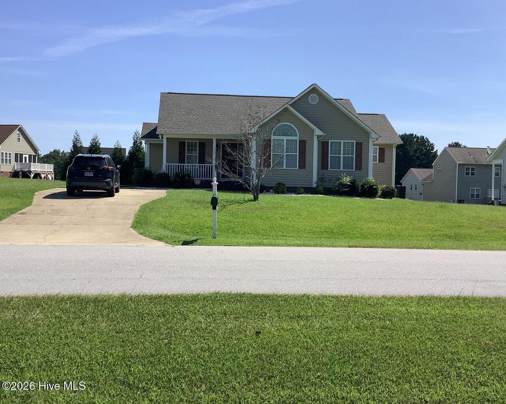 Photo of 455 Tralee Drive, Smithfield, NC 27577 (MLS # 100604020)