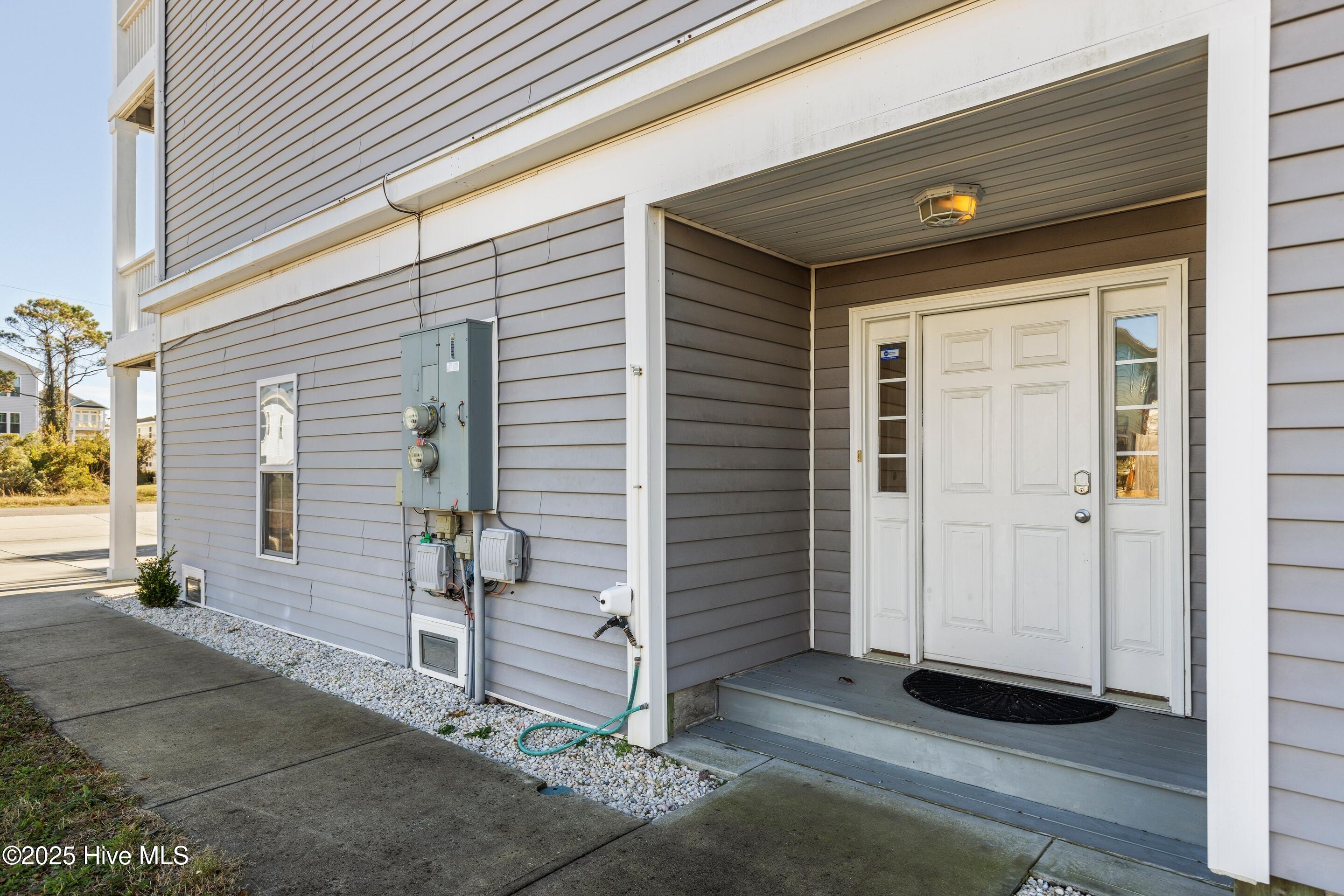 1208 Bonito Lane Unit 2