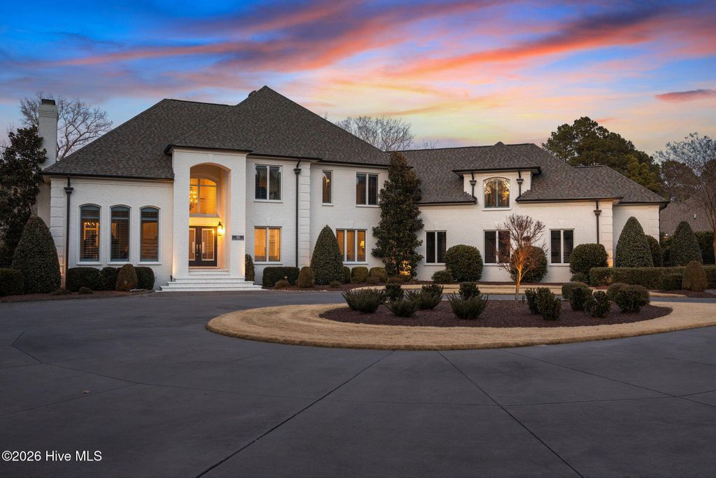 Photo of 911 White Horse Drive, Greenville, NC 27834 (MLS # 100551431)