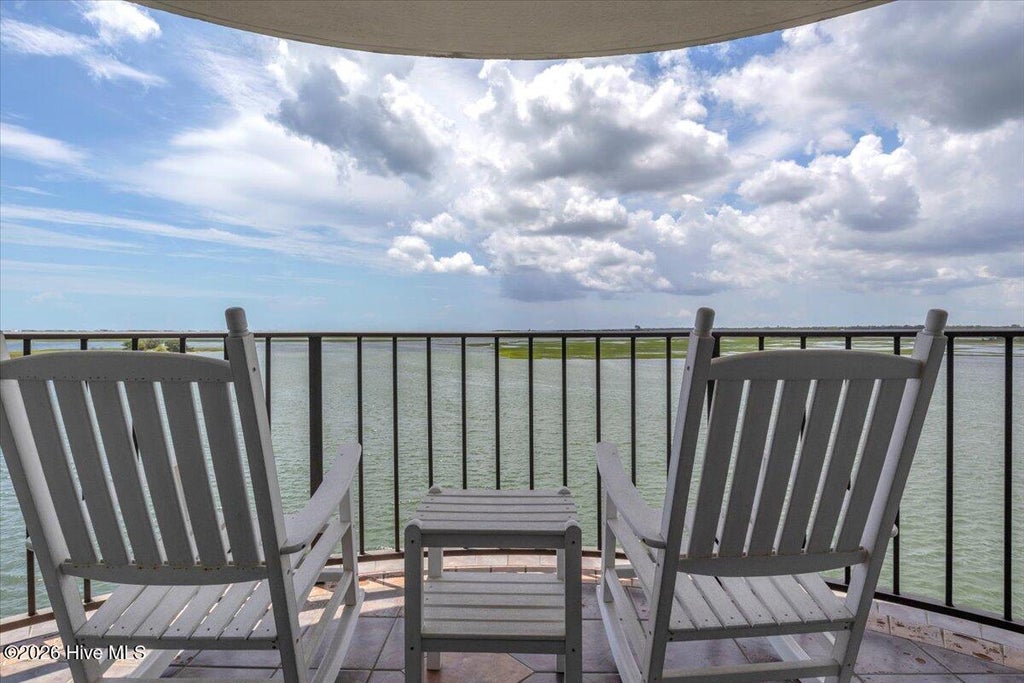 Photo of 322 Causeway Drive #Ste 407, Wrightsville Beach, NC 28480 (MLS # 100589744)