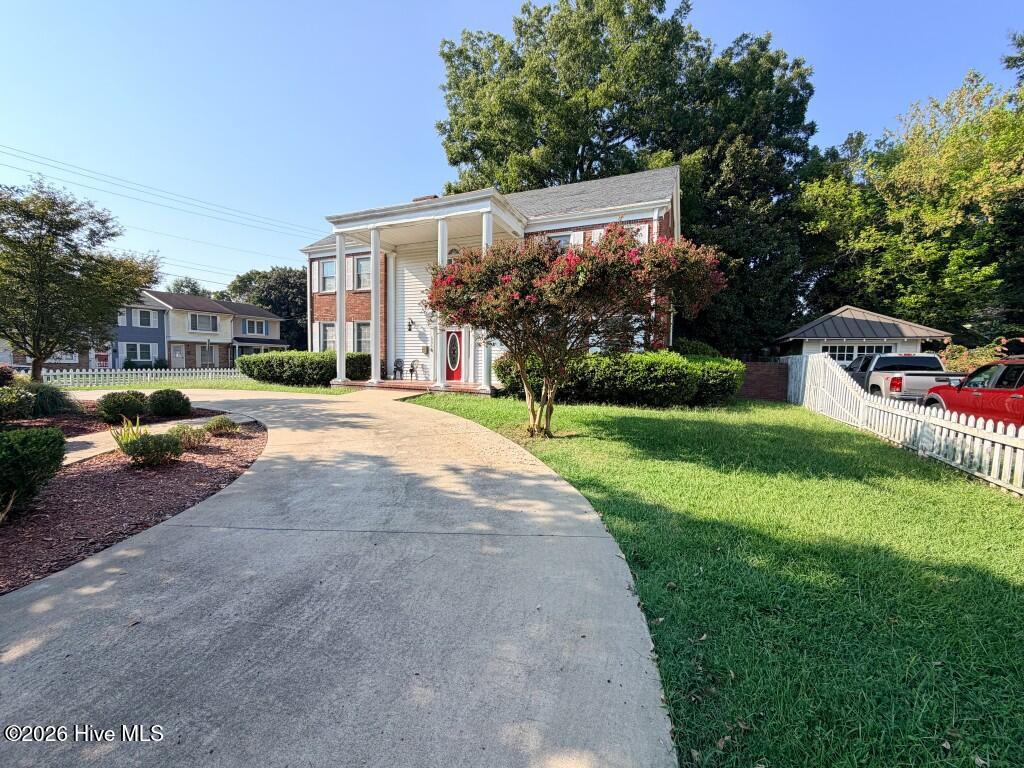Photo of 506 W Church Street, Elizabeth City, NC 27909 (MLS # 100600966)