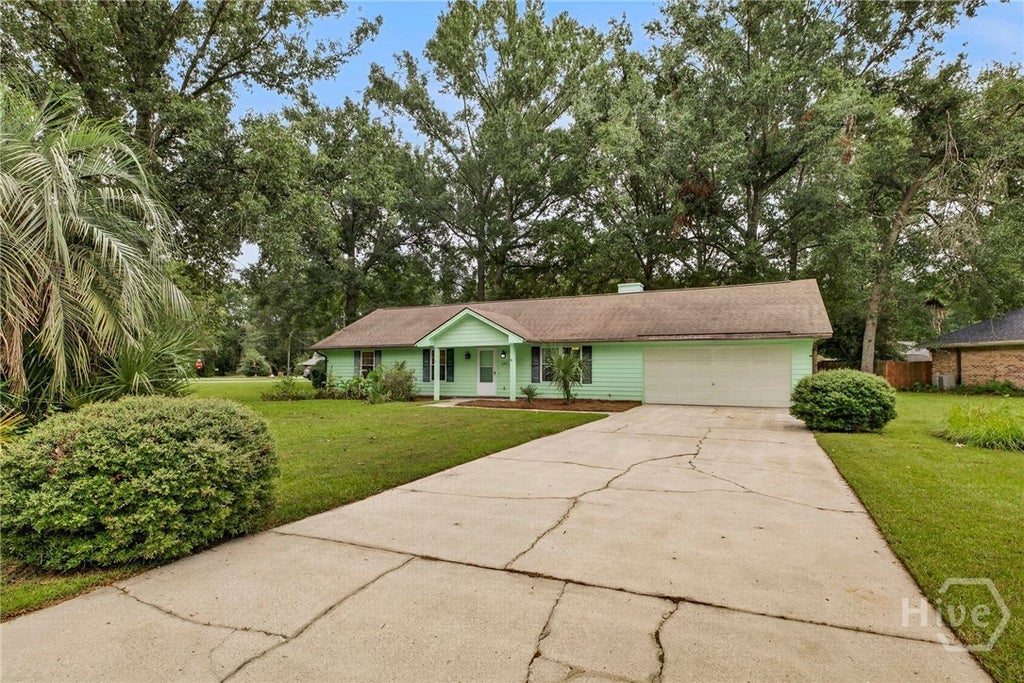 Photo of 252 Miner Drive, Richmond Hill, GA 31324 (MLS # SA365561)