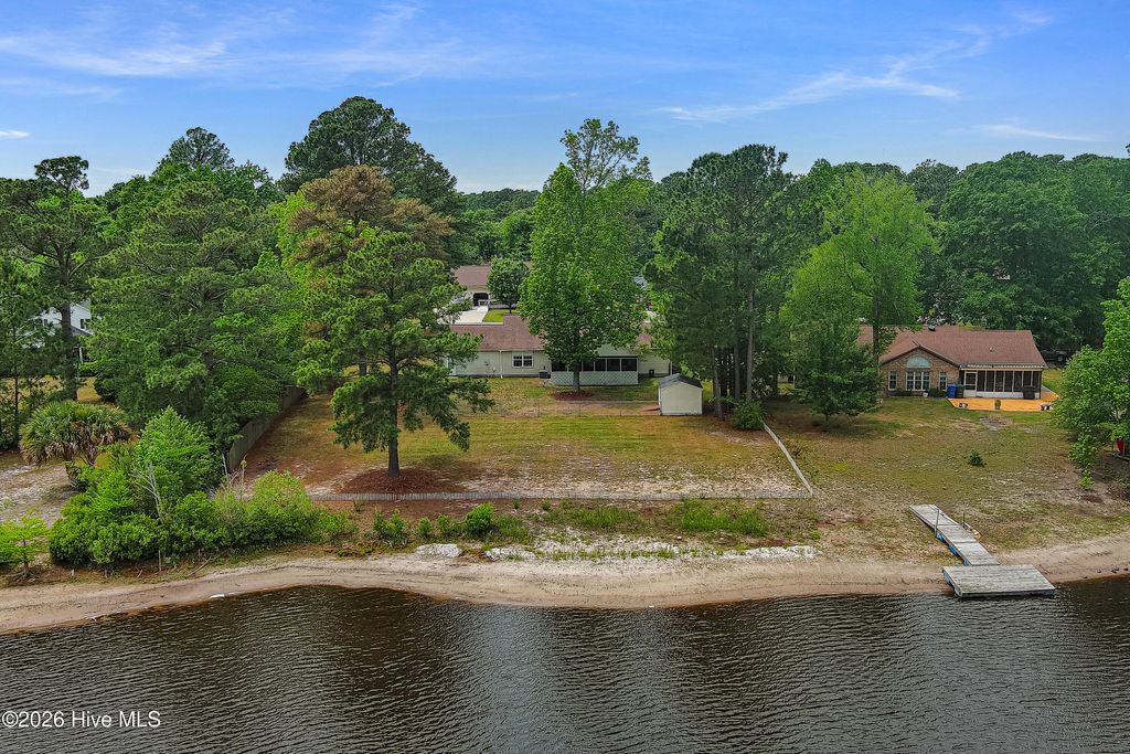 Photo of 2328 N Lakeview Drive, Newport, NC 28570 (MLS # 100571916)