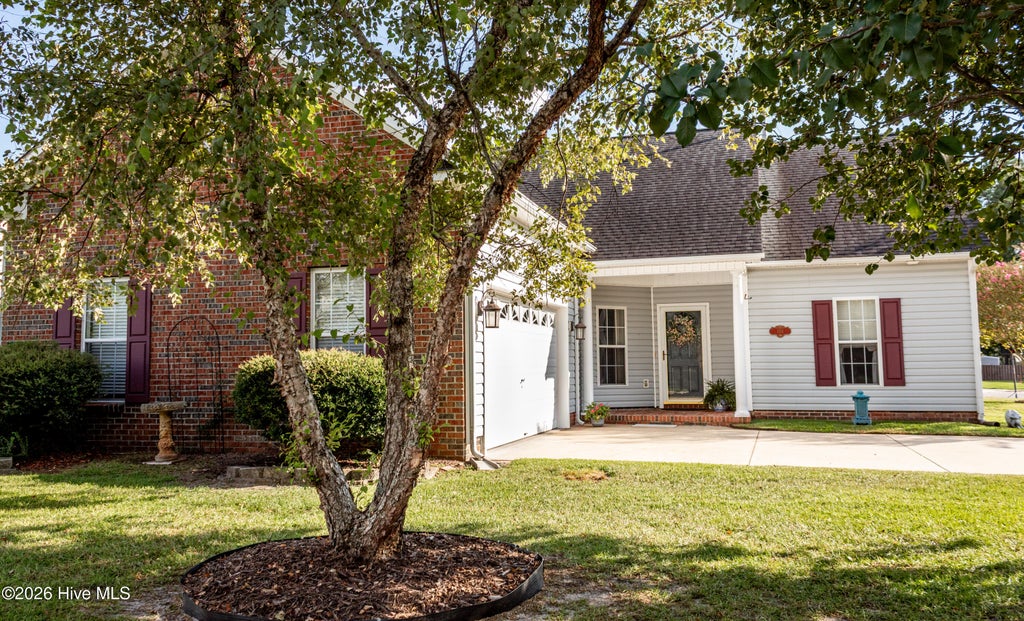 Photo of 101 Belwood Court, Jacksonville, NC 28540 (MLS # 100594588)