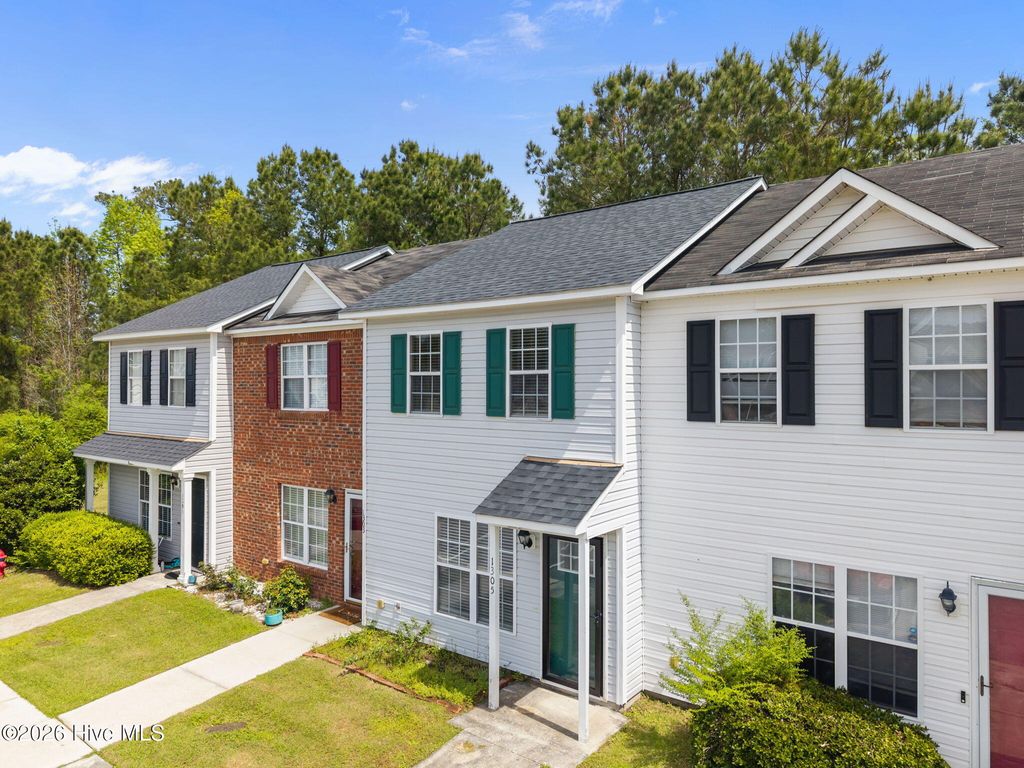 Photo of 1305 Timberlake Trail, Jacksonville, NC 28546 (MLS # 100565275)