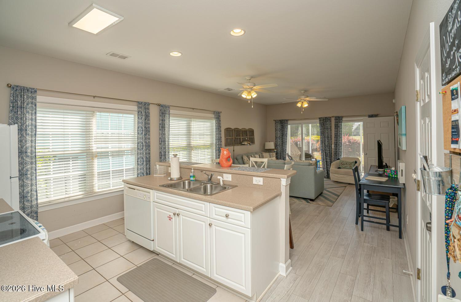 140 Avian Drive Apt 3701