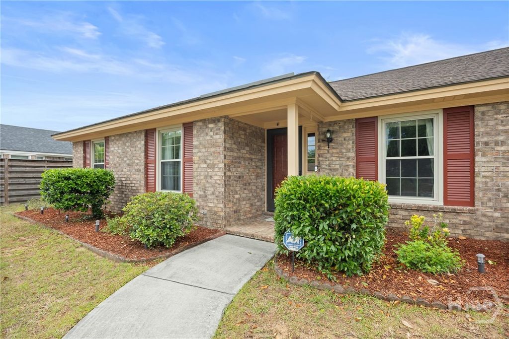 Photo of 8506 Heatherwood Drive, Savannah, GA 31406 (MLS # SA354904)