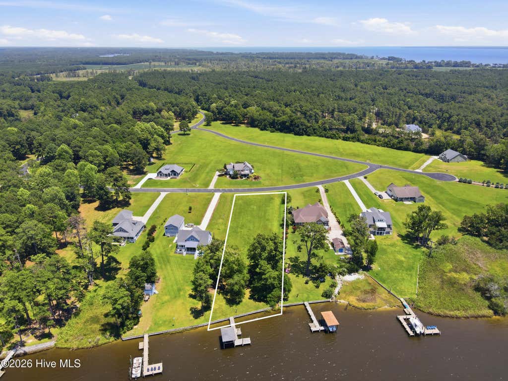 Photo of 434 Southern Plantation Drive S, Oriental, NC 28571 (MLS # 100589108)