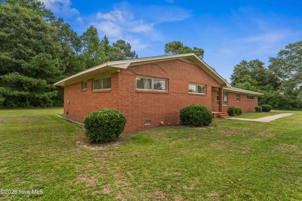 Photo of 341 N Nc 11 And 903 Highway, Kenansville, NC 28349 (MLS # 100595578)