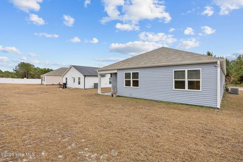 Tiny photo for 1326 Cadbury Castle Drive SE, Bolivia, NC 28422 (MLS # 100546434)