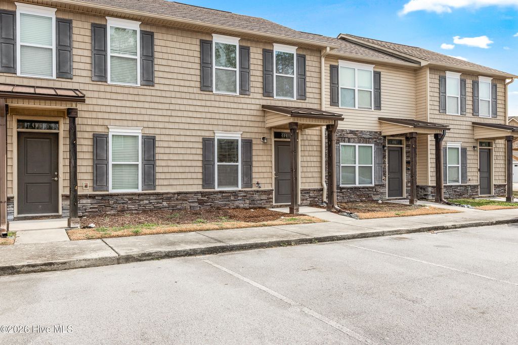 Photo of 404 Sullivan Loop Road, Midway Park, NC 28544 (MLS # 100550217)