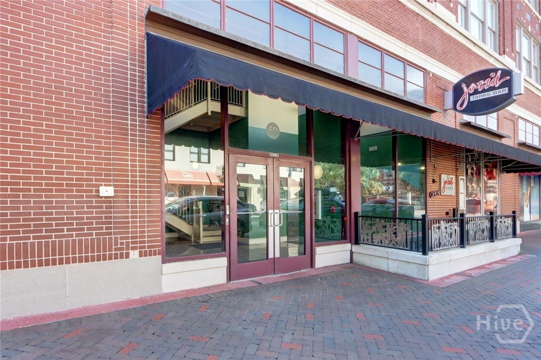 122 W Broughton Street 204