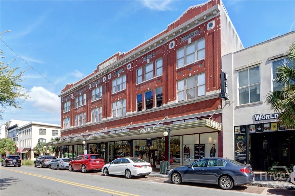 Photo of 122 W Broughton Street, Savannah, GA 31401 (MLS # SA364014)
