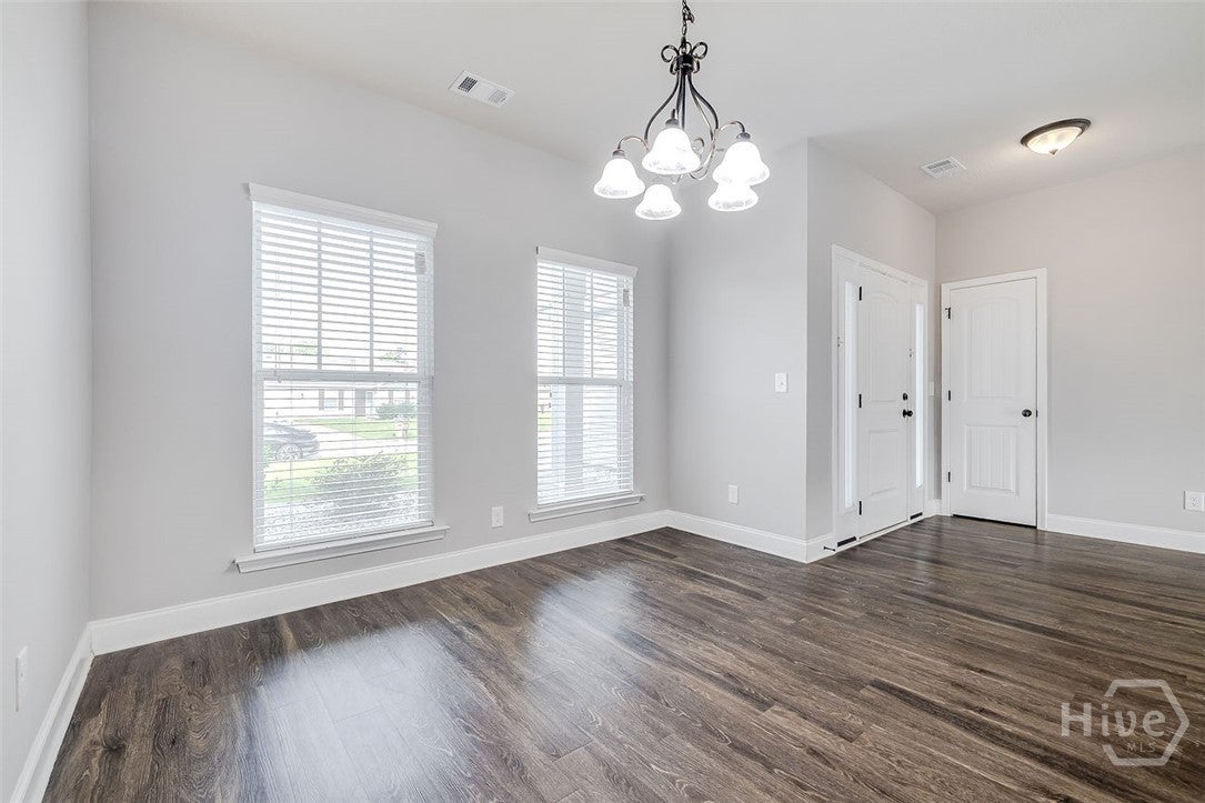 123 Thoroughbred Drive