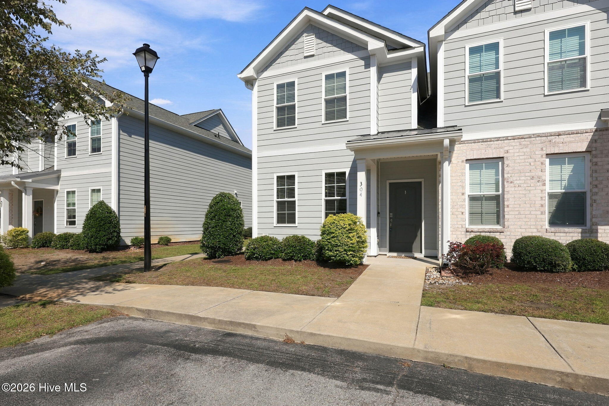 175 Old Murdoch Road 304