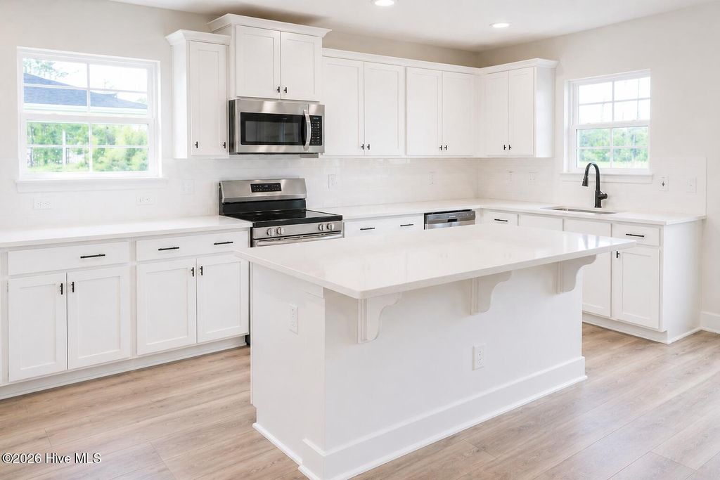Photo of 807 Hidden Bridge Drive, Jacksonville, NC 28546 (MLS # 100548980)