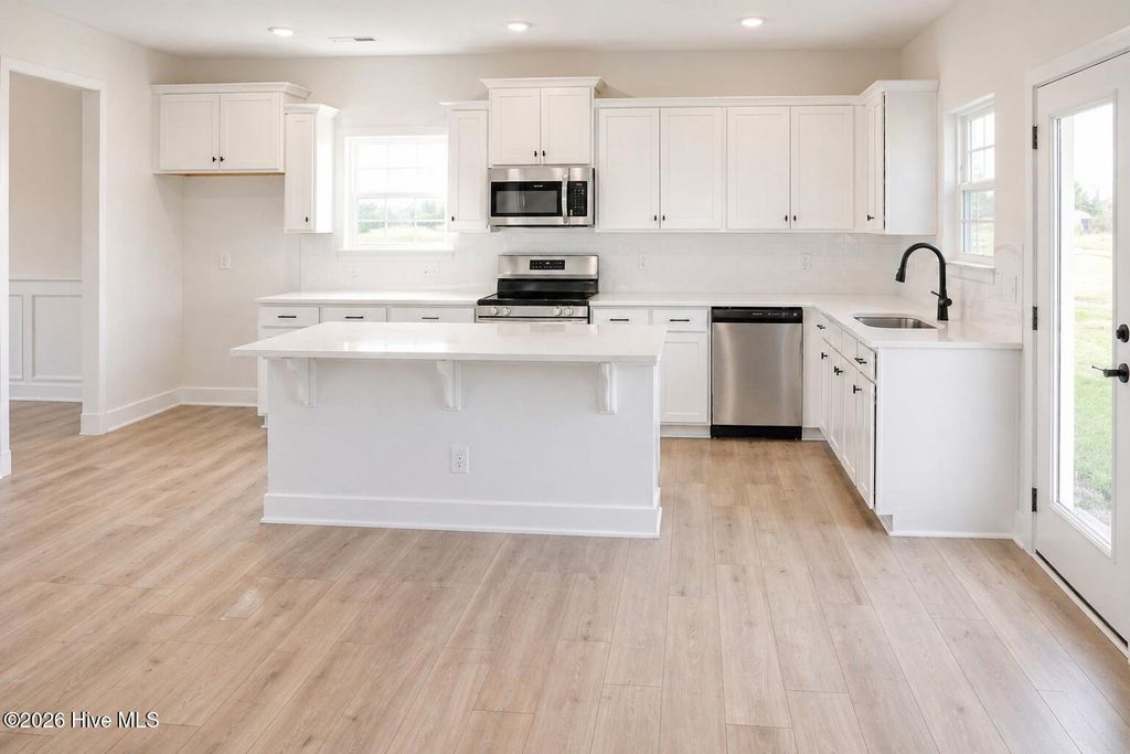 Photo of 807 Hidden Bridge Drive, Jacksonville, NC 28546 (MLS # 100548980)