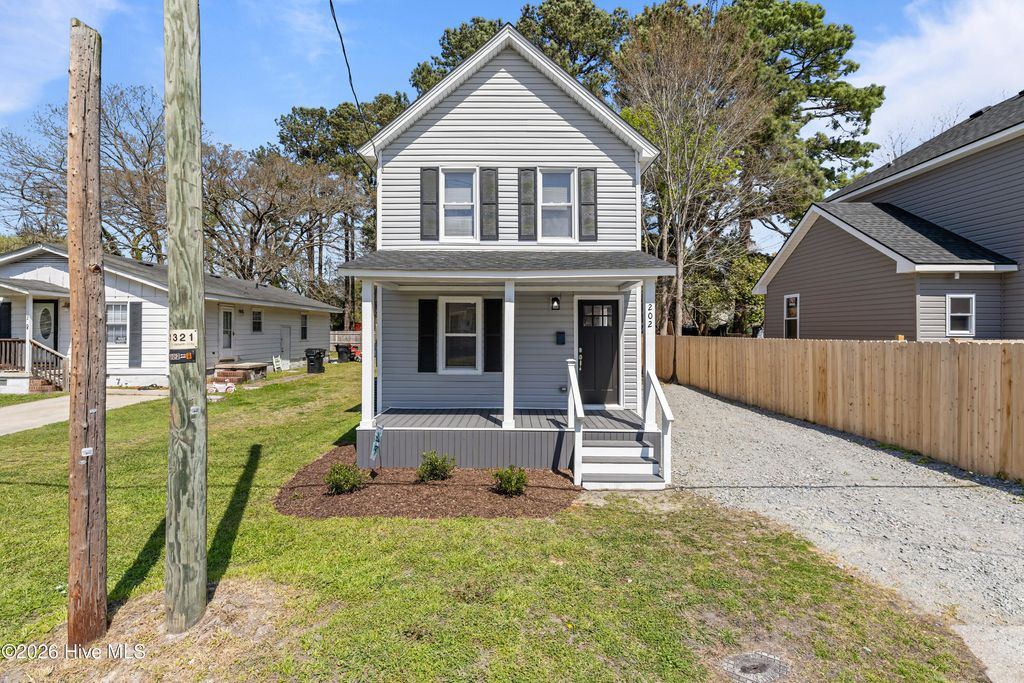 Photo of 202 Bell Street, Elizabeth City, NC 27909 (MLS # 100564236)