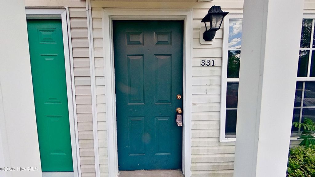 Photo of 331 Bracken Place, Jacksonville, NC 28540 (MLS # 100568761)